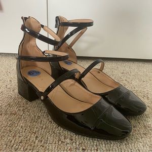 NWOT Zara Black Patent Mary Jane Heels